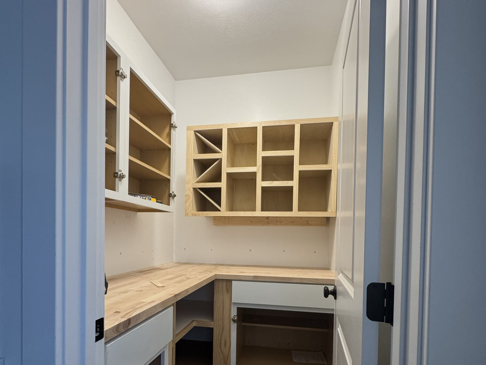CUPBOARD_INSTALL_CROPPED