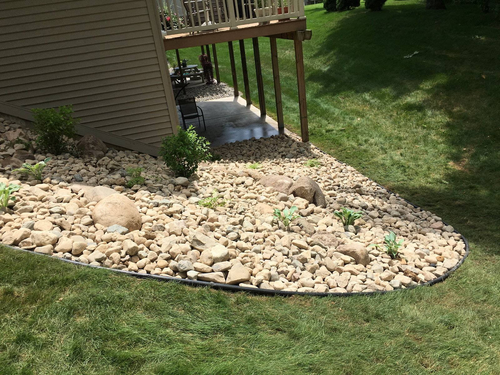 CURVE_ROCKSCAPE_02